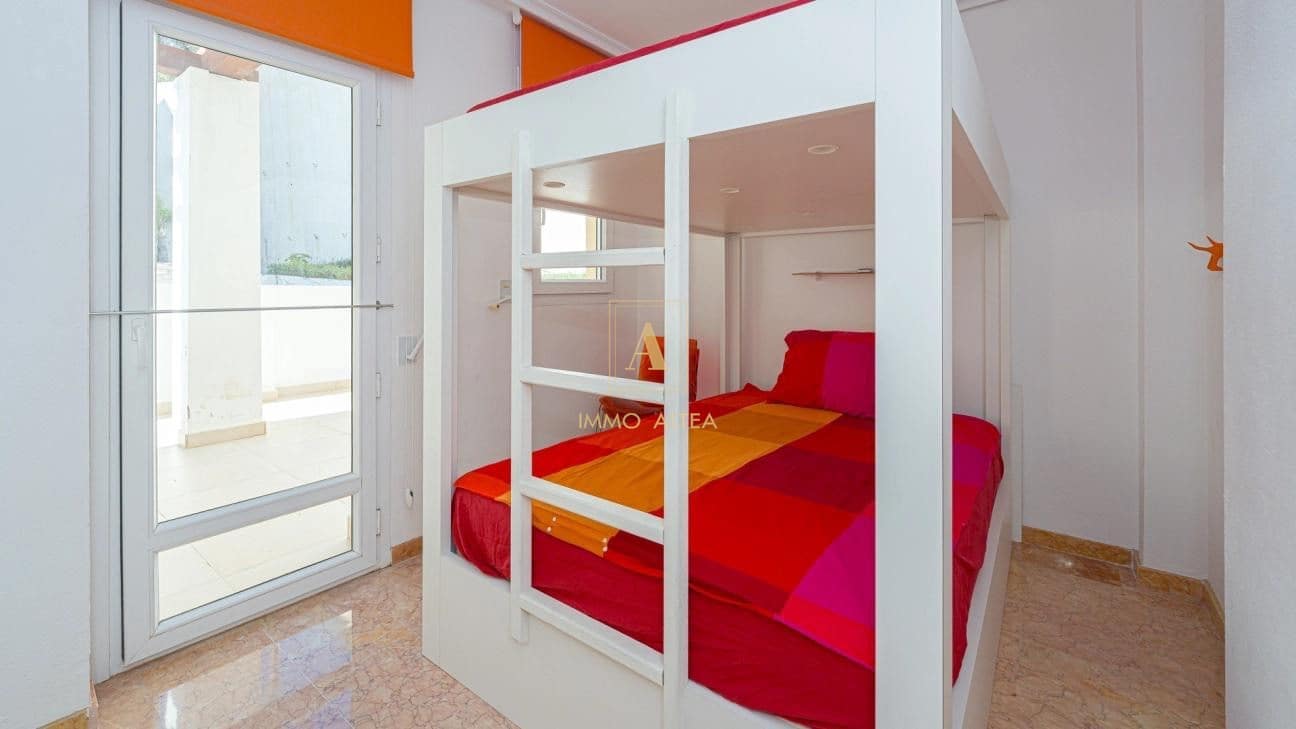 3 Zimmer Apartment zu verkaufen in Alicante / Alacant Stadt mit Pool - 549.000 € (Ref: 9581498)