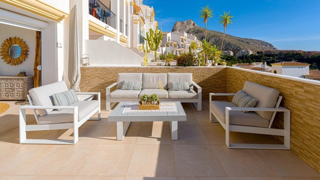 3 Zimmer Apartment zu verkaufen in Alicante / Alacant Stadt mit Pool - 549.000 € (Ref: 9581498)