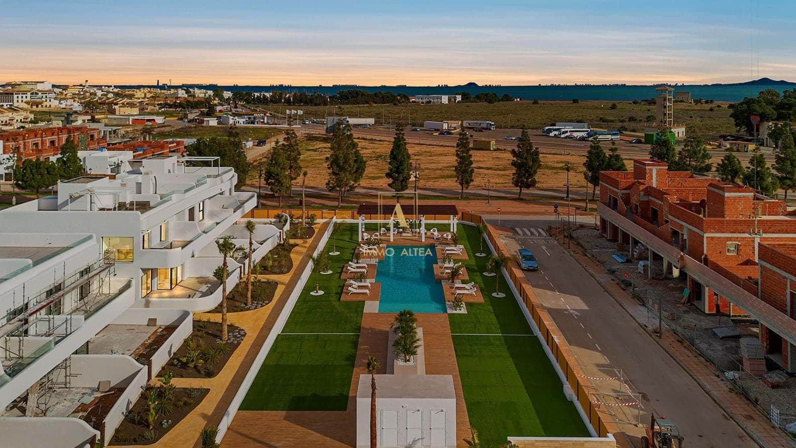 3 quarto Apartamento para venda em Los Alcazares com piscina - 319 900 € (Ref: 9594604)