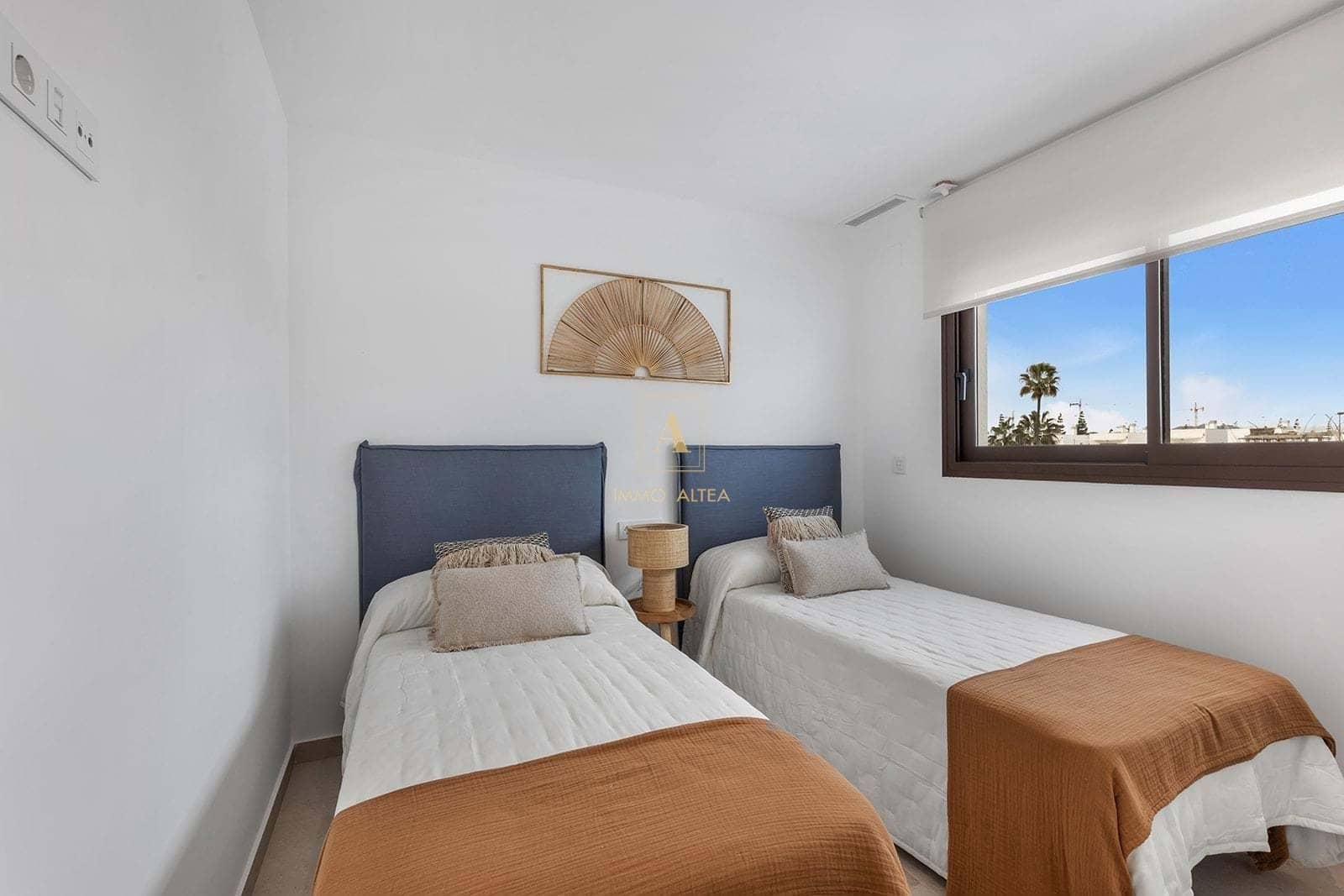 3 bedroom Apartment for sale in Los Alcazares with pool - € 319,900 (Ref: 9594604)