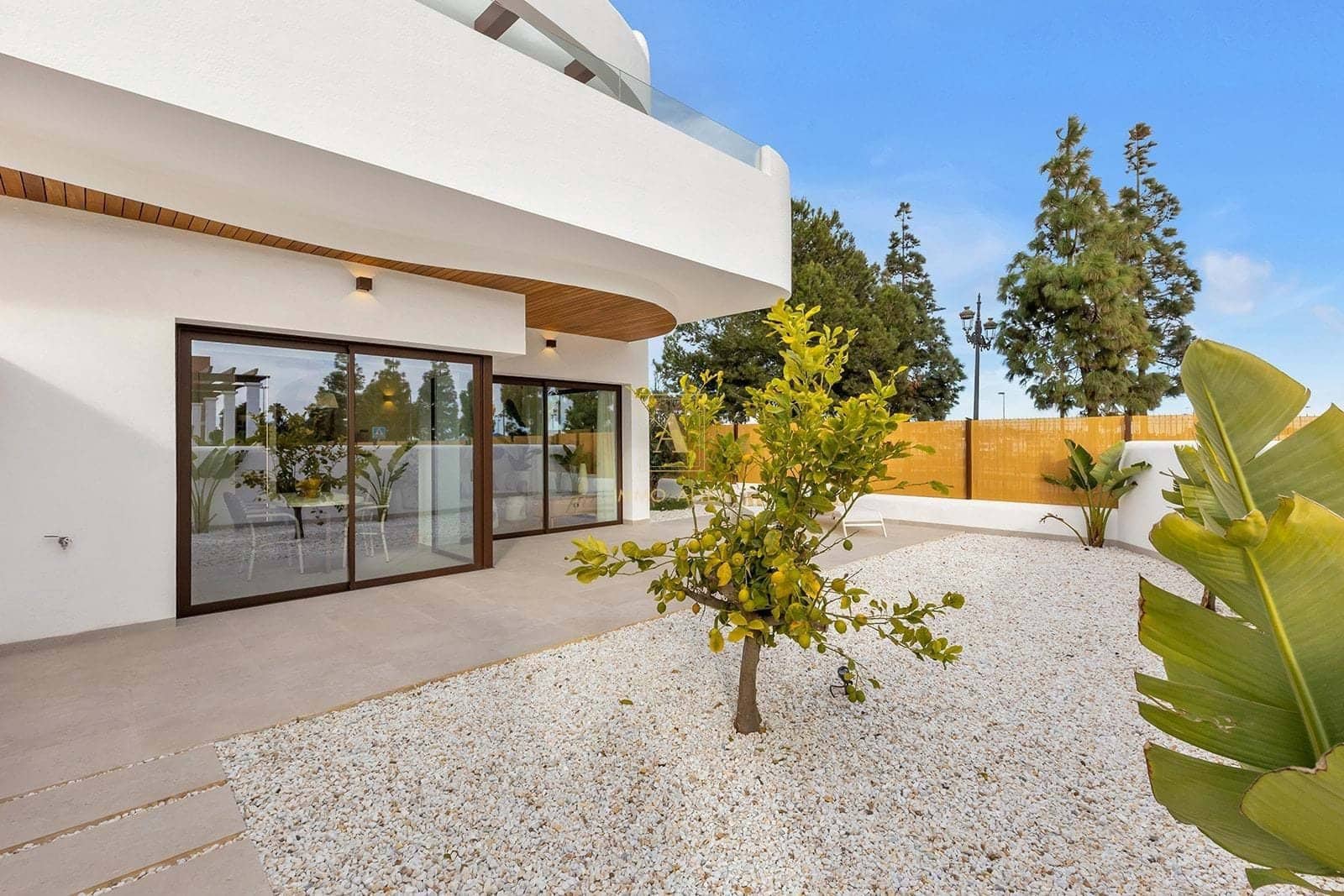 3 soverom Villa til salgs i Los Alcazares med svømmebasseng - € 359 900 (Ref: 9594609)