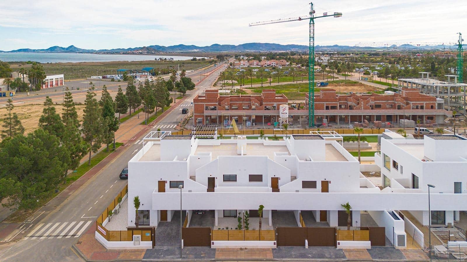 3 bedroom Villa for sale in Los Alcazares with pool - € 379,900 (Ref: 9594609)