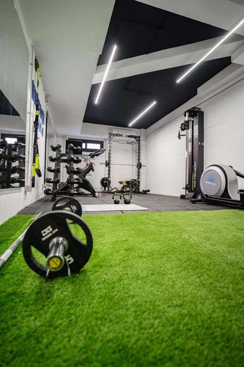 Chalet de 2 habitaciones en Pilar de la Horadada en venta con piscina - 299.900 € (Ref: 9600990)