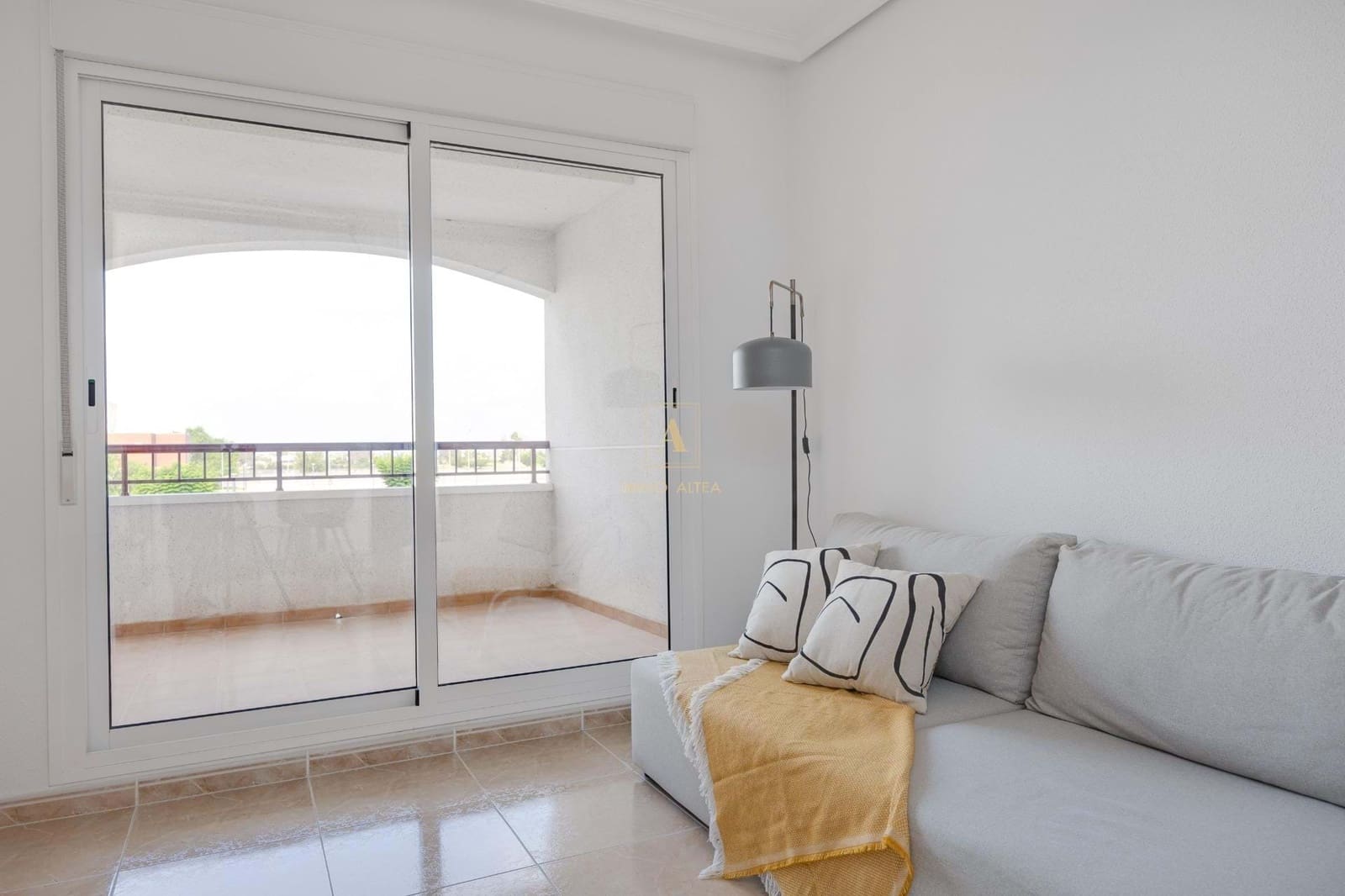Apartamento de 2 habitaciones en San Fulgencio en venta con piscina - 165.000 € (Ref: 9602495)