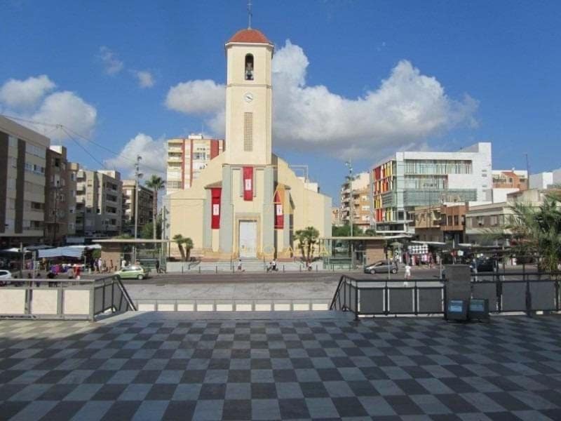 Apartamento de 3 habitaciones en Guardamar del Segura en venta con piscina - 369.500 € (Ref: 9614668)