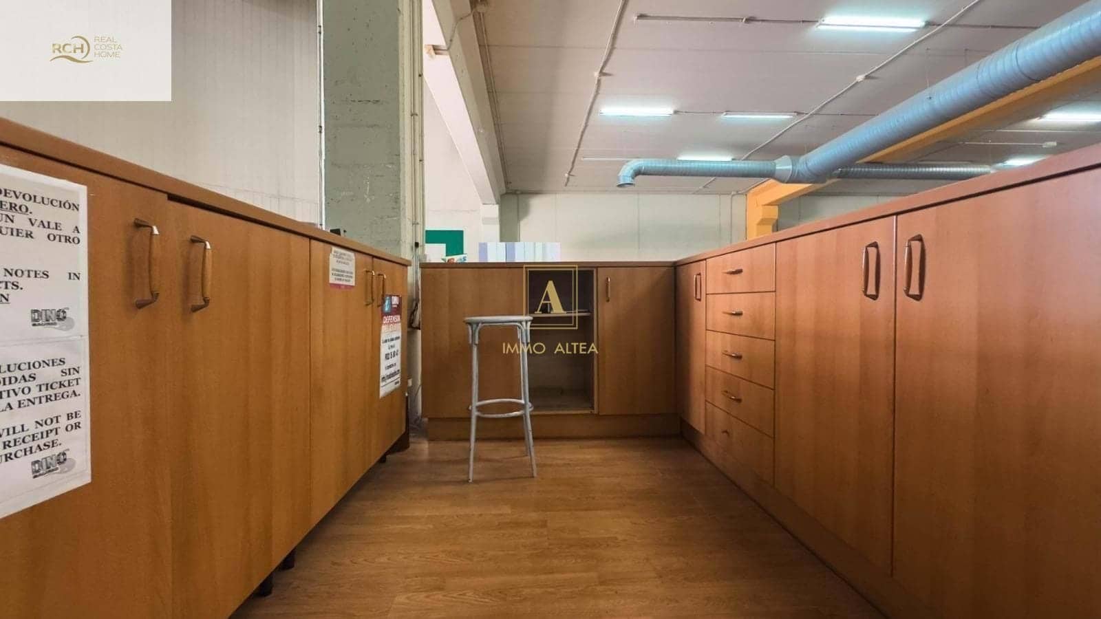 Erhverv til salg i Alicante by - € 2.150.000 (Ref: 9639056)