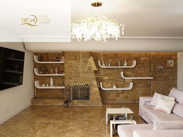 6 Zimmer Villa zu verkaufen in Alicante / Alacant Stadt mit Pool - 1.090.000 € (Ref: 9639057)