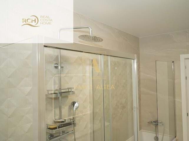 6 Zimmer Villa zu verkaufen in Alicante / Alacant Stadt mit Pool - 1.090.000 € (Ref: 9639057)