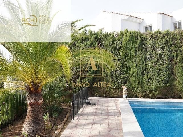 6 Zimmer Villa zu verkaufen in Alicante / Alacant Stadt mit Pool Garage - 1.100.000 € (Ref: 9639057)