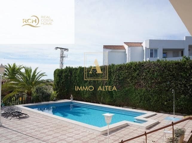 6 Zimmer Villa zu verkaufen in Alicante / Alacant Stadt mit Pool Garage - 1.100.000 € (Ref: 9639057)