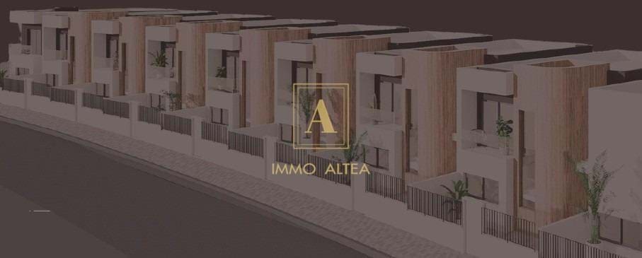 Chalet de 4 habitaciones en Aguilas en venta con piscina - 399.000 € (Ref: 9658289)
