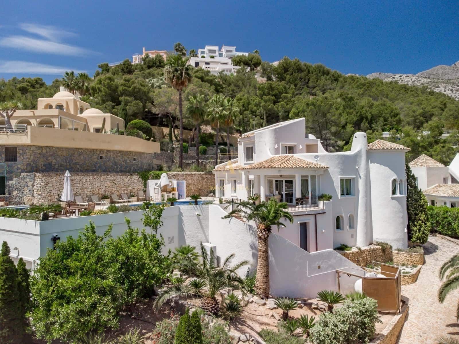 4 slaapkamer Villa te koop in Altea met zwembad garage - € 1.295.000 (Ref: 9709252)