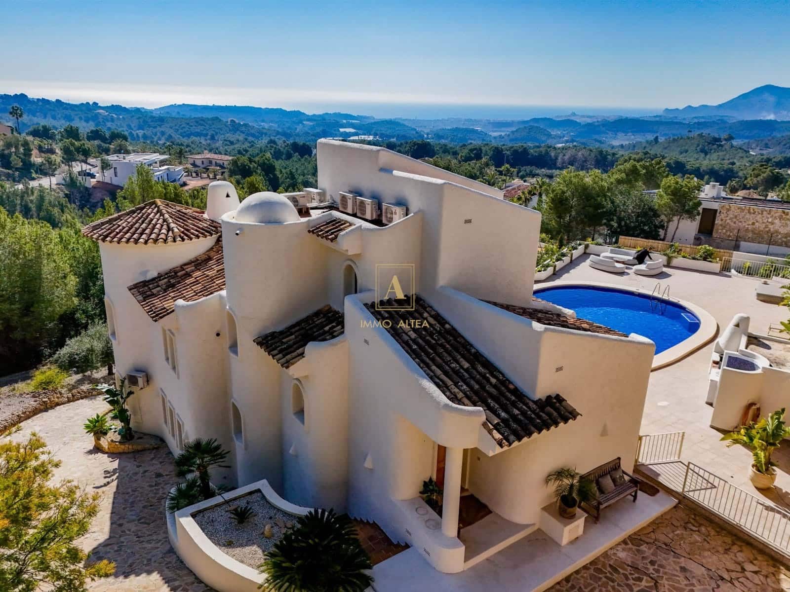 4 slaapkamer Villa te koop in Altea met zwembad garage - € 1.295.000 (Ref: 9709252)