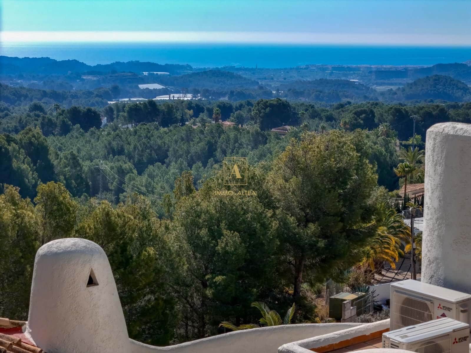 4 slaapkamer Villa te koop in Altea met zwembad garage - € 1.295.000 (Ref: 9709252)