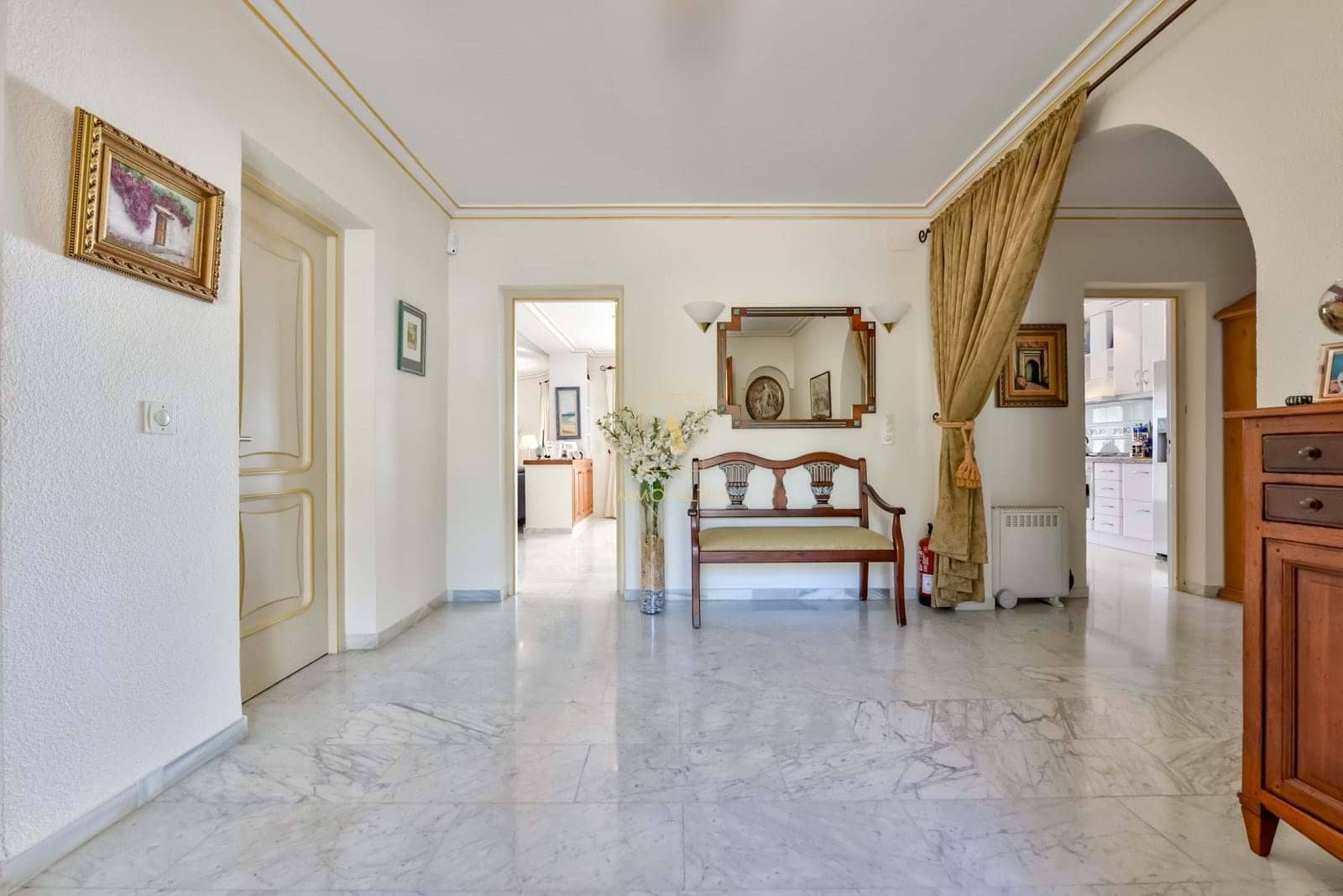 5 bedroom Villa for sale in Altea with pool garage - € 2,600,000 (Ref: 9719361)