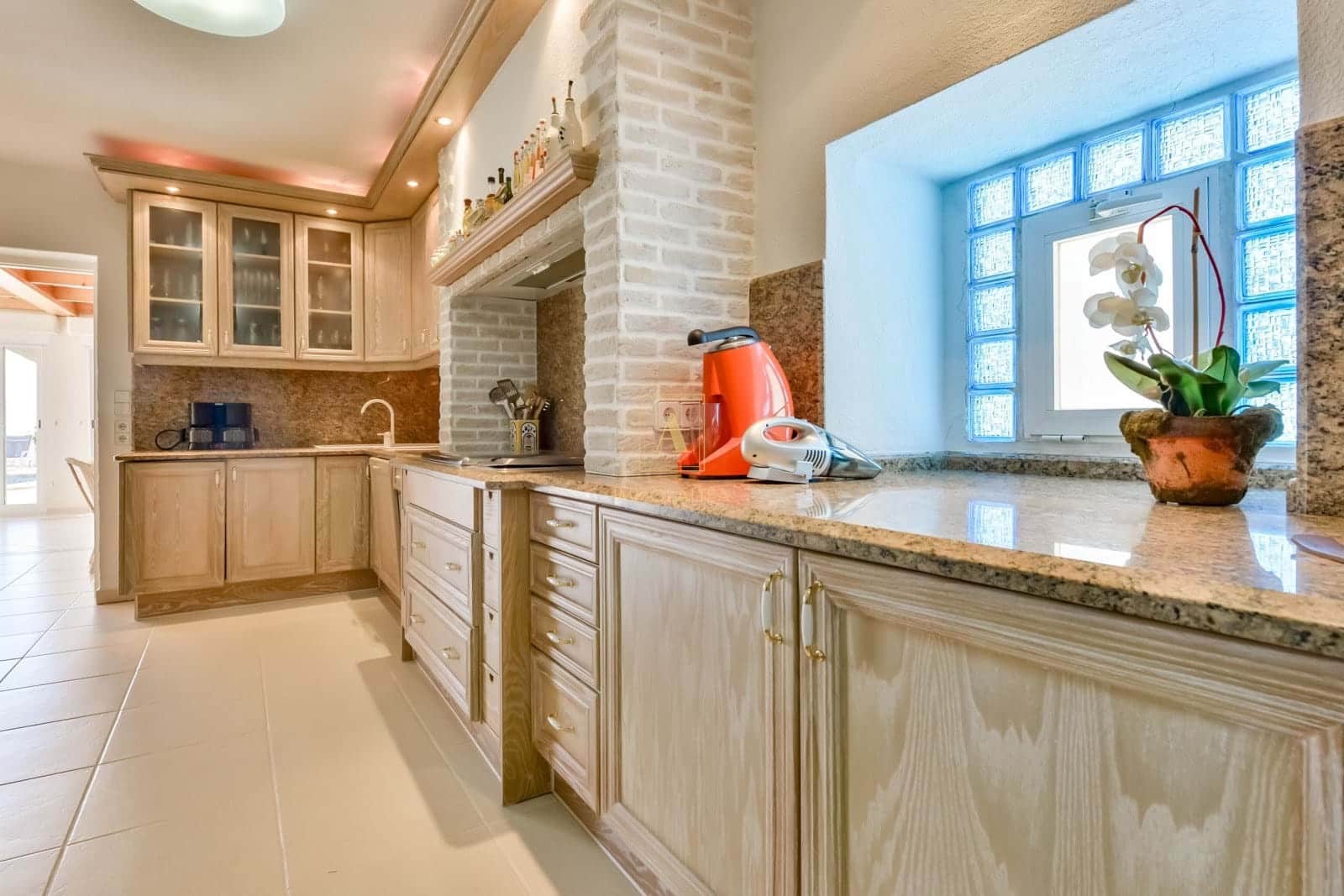 5 bedroom Villa for sale in Altea with pool garage - € 2,600,000 (Ref: 9719361)