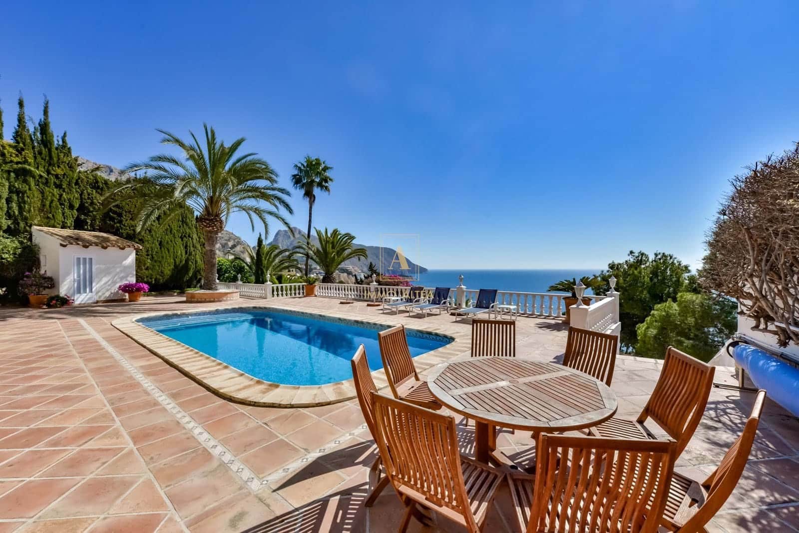 5 bedroom Villa for sale in Altea with pool garage - € 2,600,000 (Ref: 9719361)