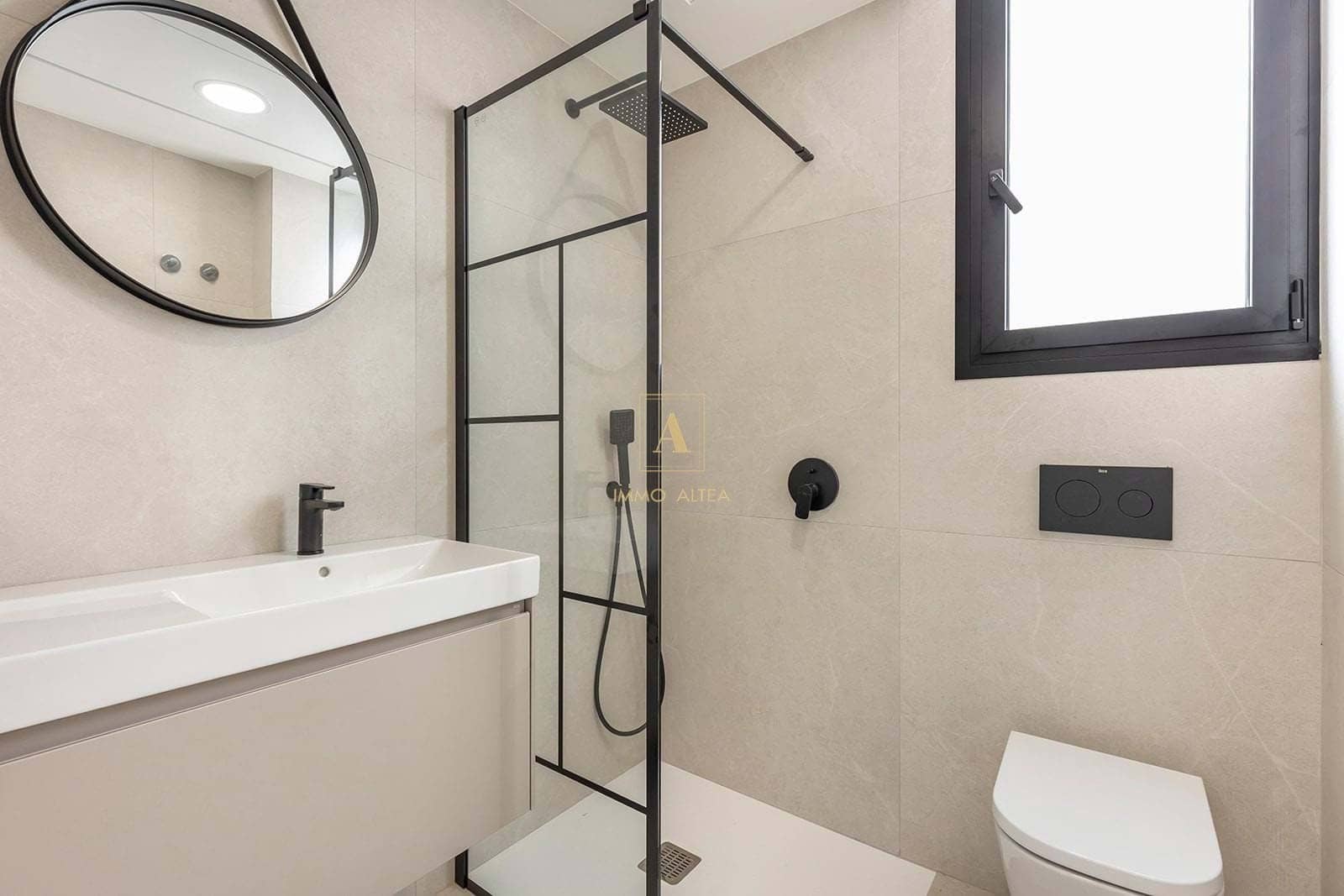 3 bedroom Villa for sale in Los Alcazares with pool - € 429,000 (Ref: 9726307)