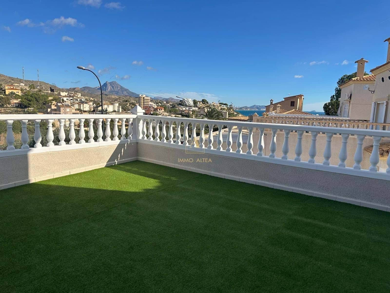 3 sovrum Villa till salu i Alicante stad med garage - 550 000 € (Ref: 9731651)