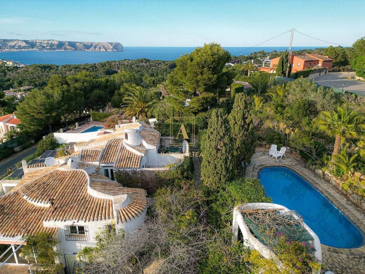 6 sypialnia Willa na sprzedaż w Miasto Alicante / Alacant z garażem - 1 090 000 € (Ref: 9737892)