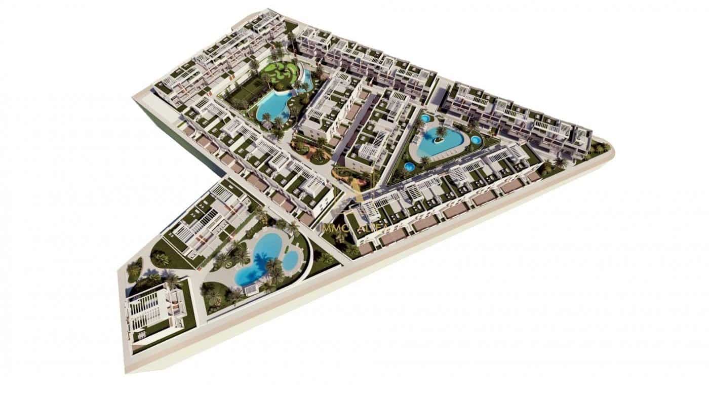 2 bedroom Villa for sale in Torrevieja with pool - € 309,900 (Ref: 9737893)