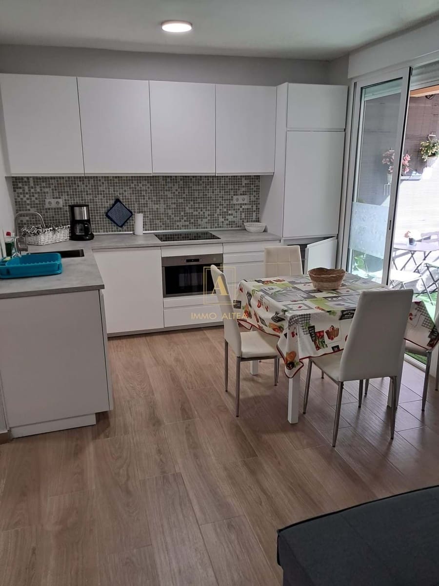 3 soveværelse Lejlighed til salg i La Villajoyosa / Vila Joiosa - € 175.000 (Ref: 9744225)