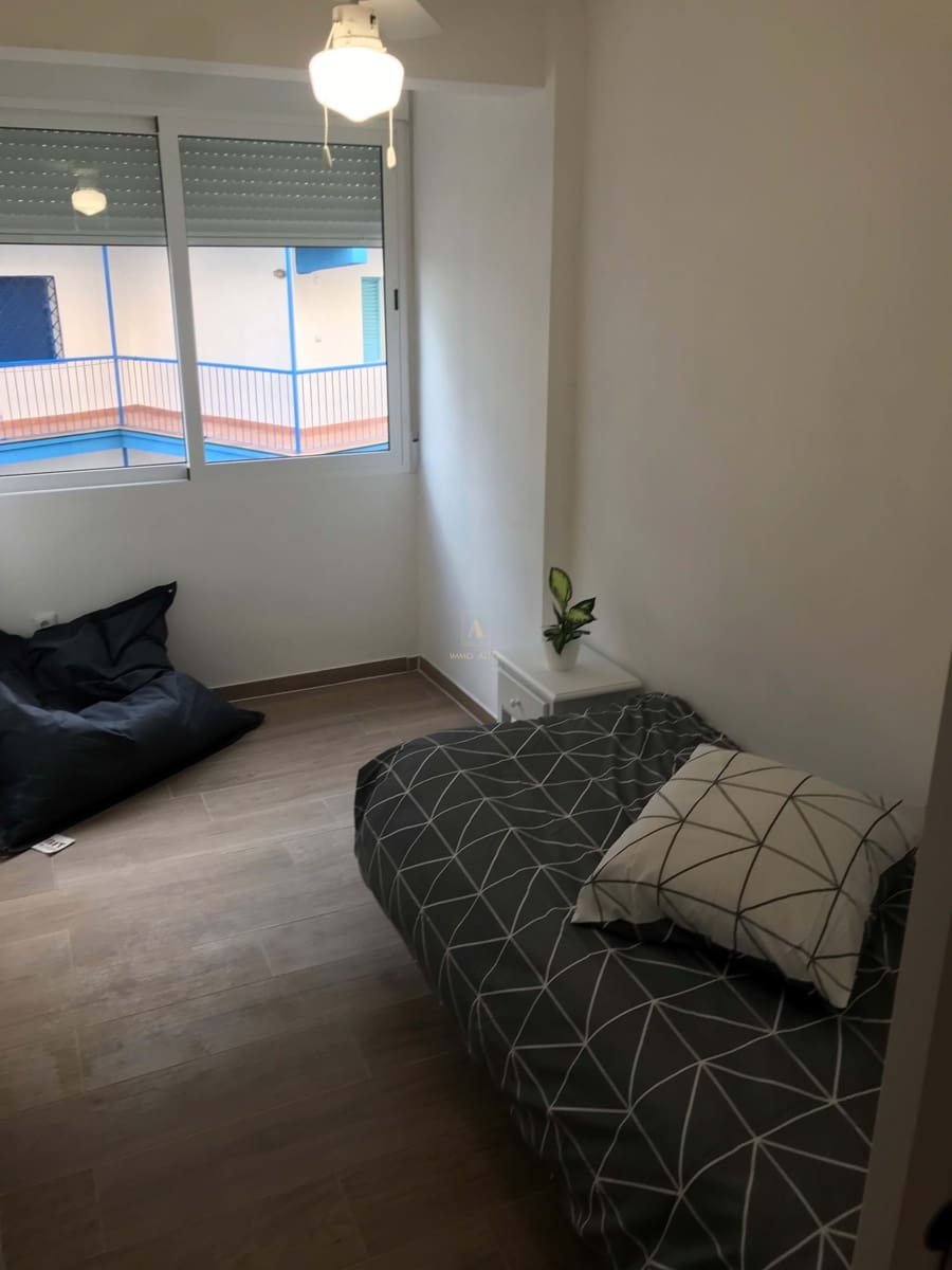 3 soveværelse Lejlighed til salg i La Villajoyosa / Vila Joiosa - € 175.000 (Ref: 9744225)