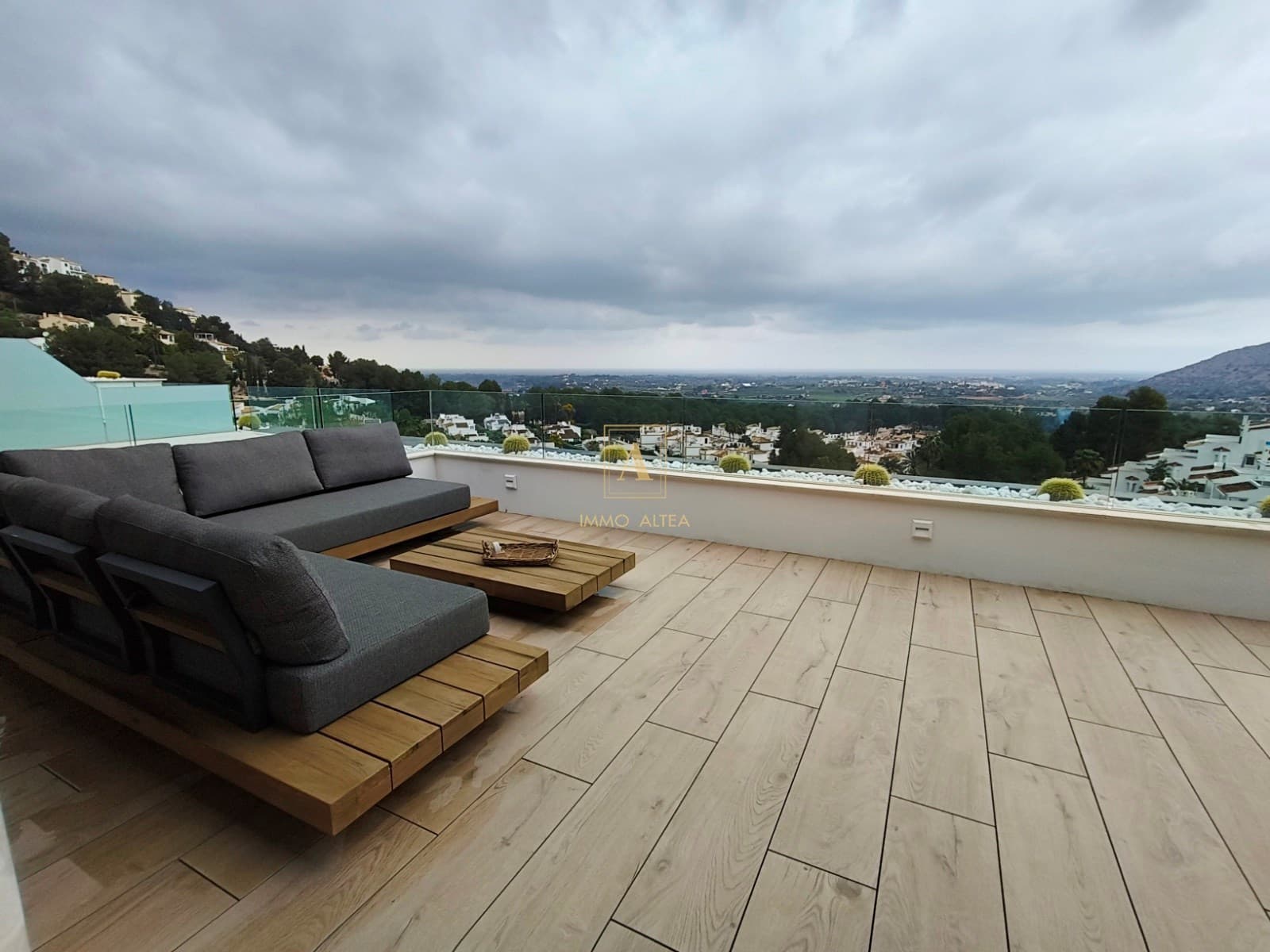 3 sypialnia Apartament na sprzedaż w Miasto Alicante / Alacant z basenem garażem - 690 000 € (Ref: 9780106)