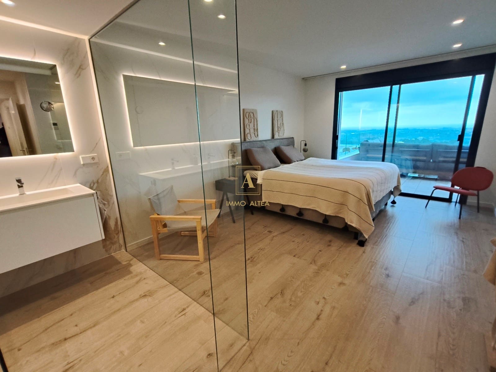 3 sypialnia Apartament na sprzedaż w Miasto Alicante / Alacant z basenem garażem - 690 000 € (Ref: 9780106)