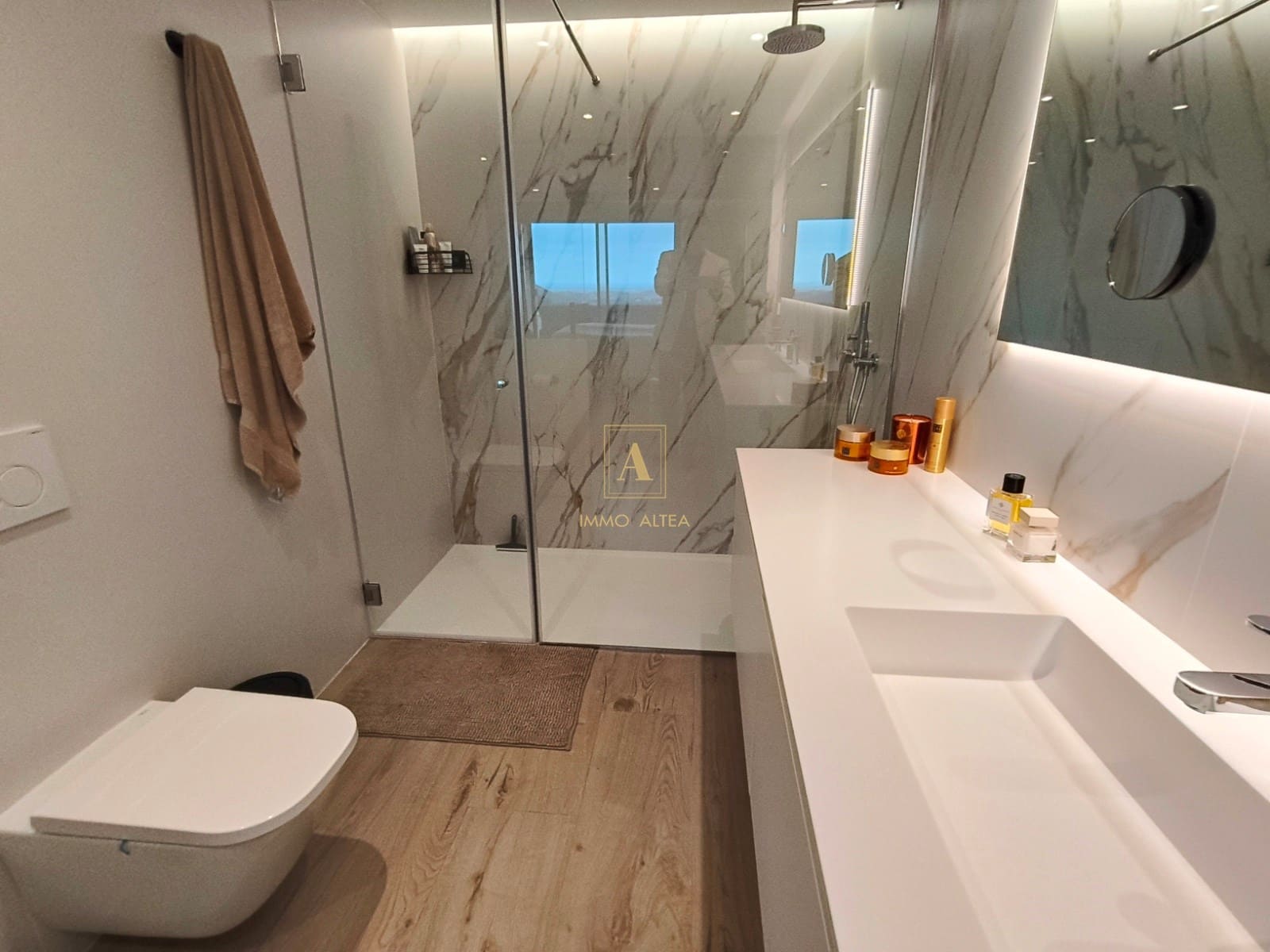 3 sypialnia Apartament na sprzedaż w Miasto Alicante / Alacant z basenem garażem - 690 000 € (Ref: 9780106)