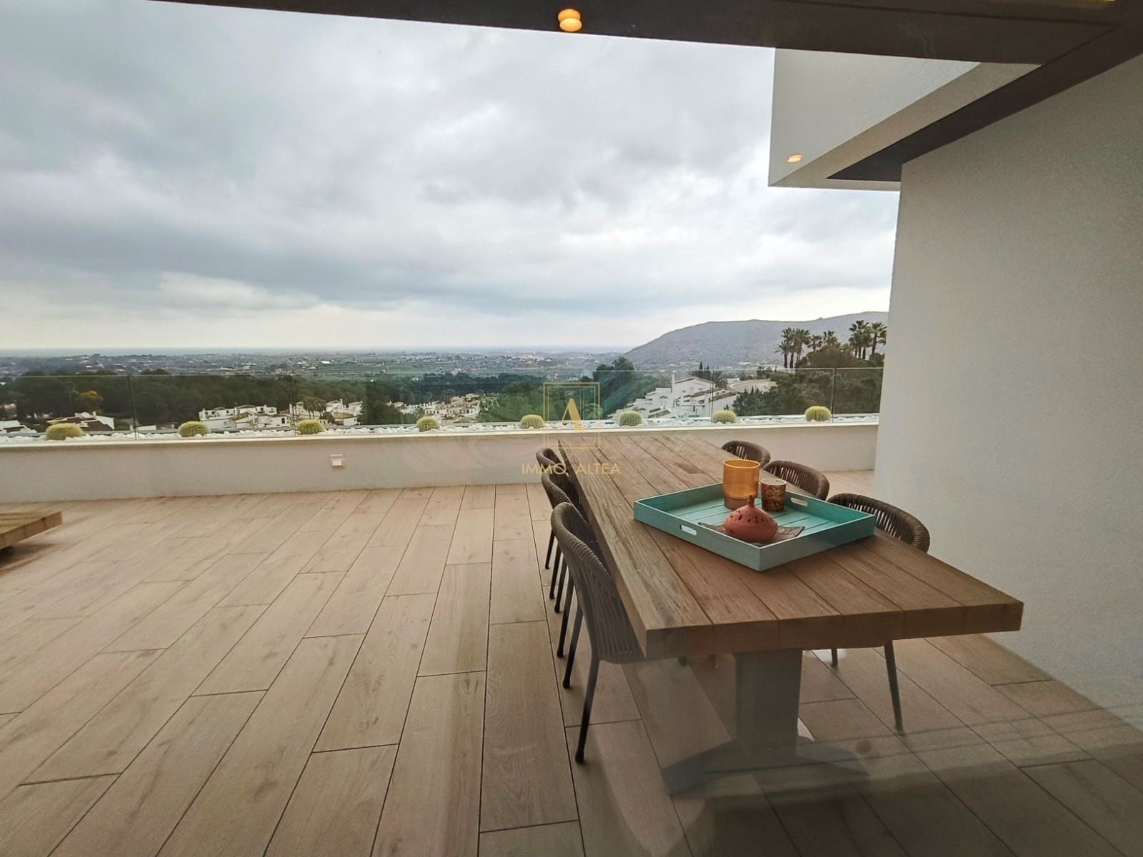 3 sypialnia Apartament na sprzedaż w Miasto Alicante / Alacant z basenem garażem - 690 000 € (Ref: 9780106)