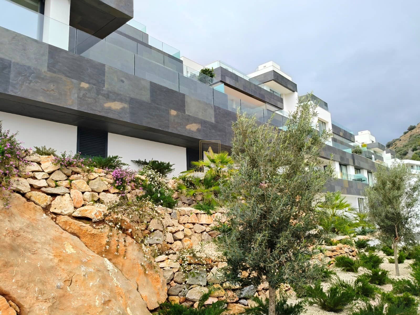 3 sypialnia Apartament na sprzedaż w Miasto Alicante / Alacant z basenem garażem - 690 000 € (Ref: 9780106)