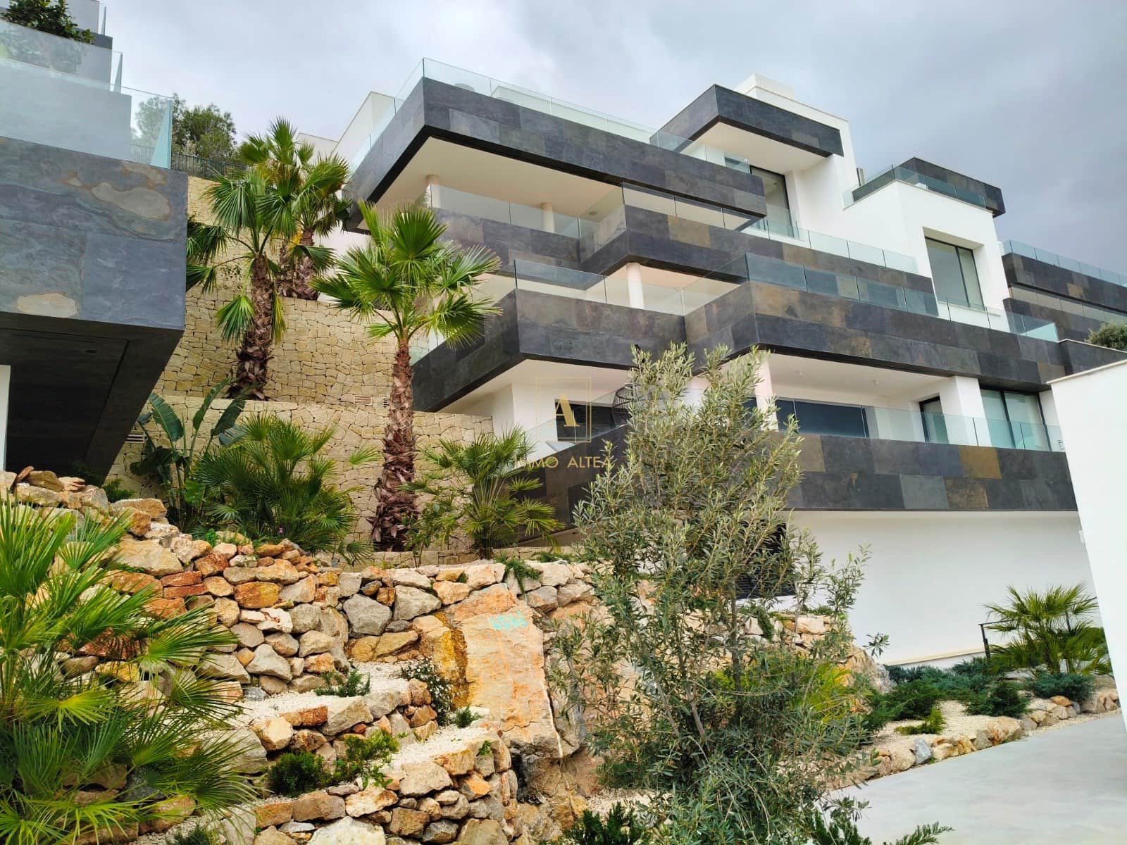 3 sypialnia Apartament na sprzedaż w Miasto Alicante / Alacant z basenem garażem - 690 000 € (Ref: 9780106)