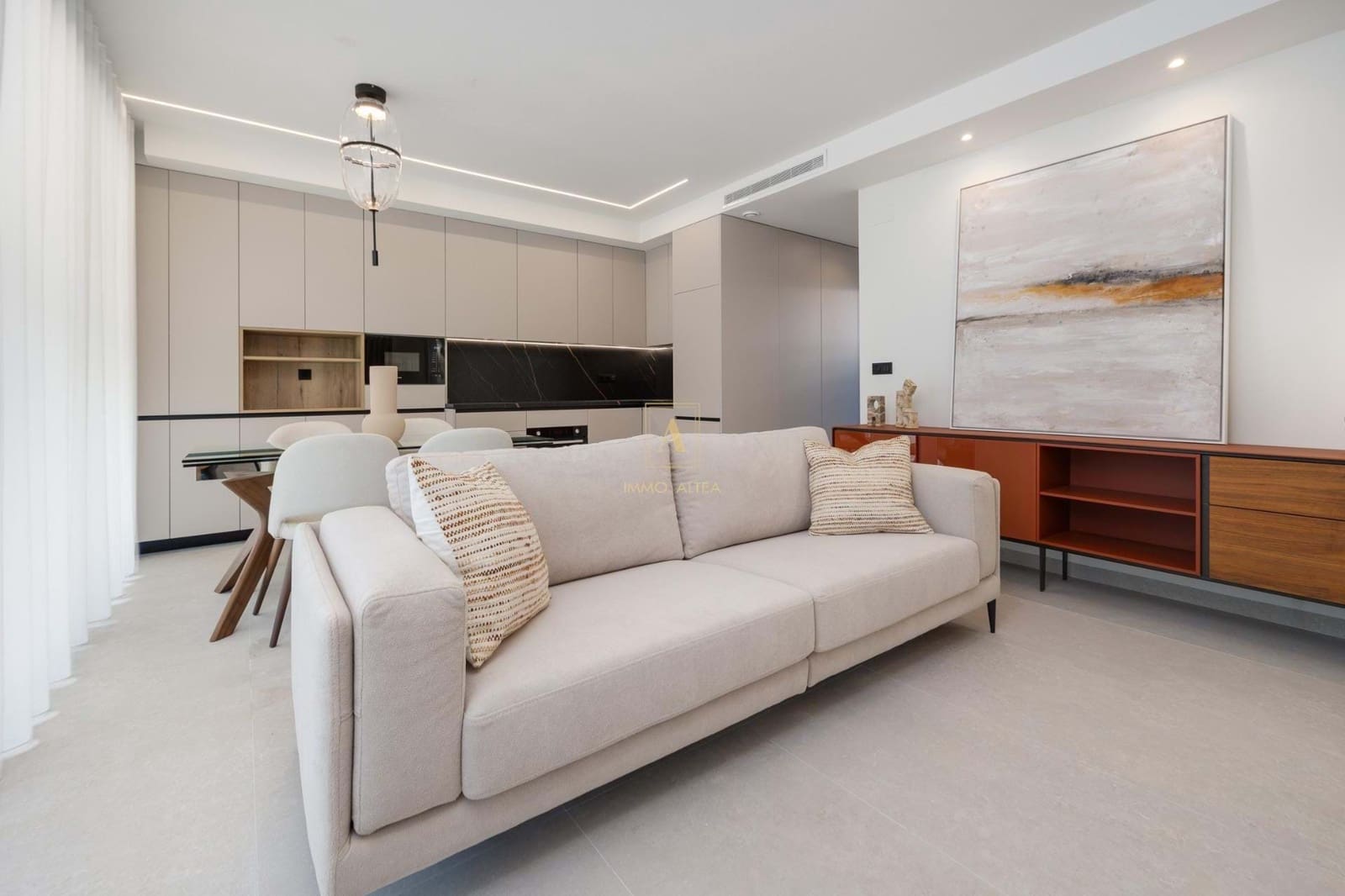 2 bedroom Apartment for sale in Guardamar del Segura with pool - € 245,000 (Ref: 9782959)