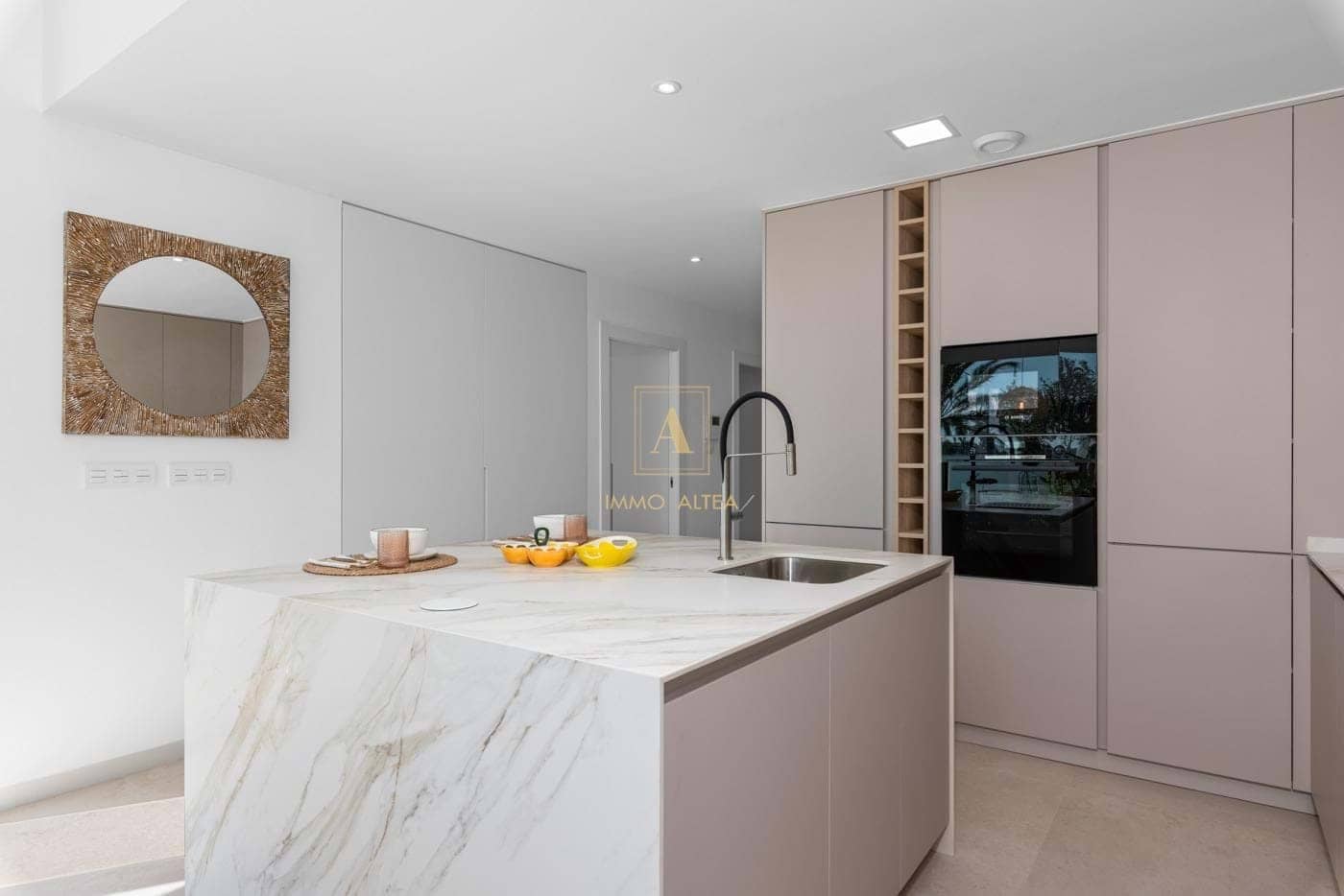 3 chambre Villa/Maison à vendre à Los Alcazares avec piscine - 565 000 € (Ref: 9783593)