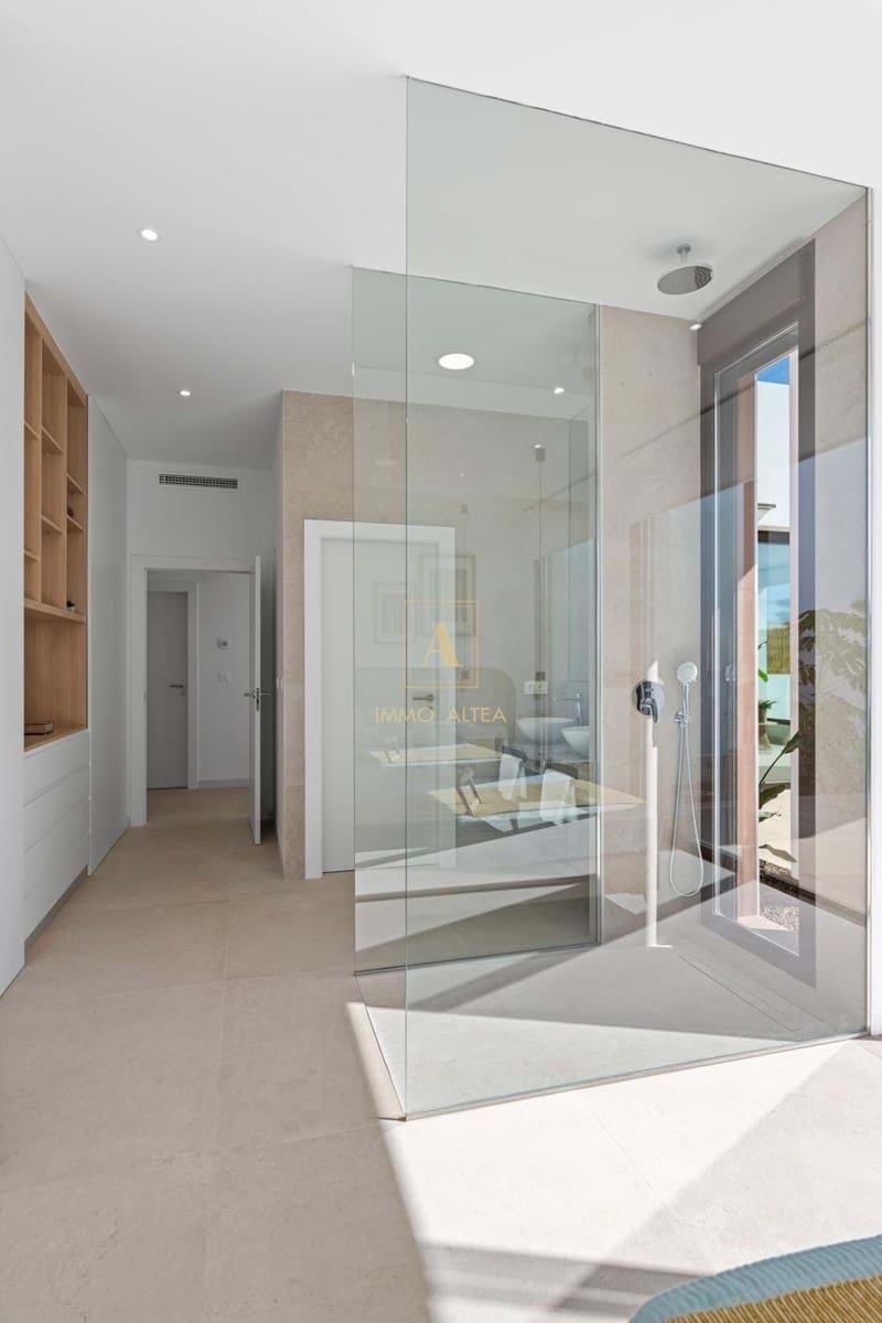 3 chambre Villa/Maison à vendre à Los Alcazares avec piscine - 565 000 € (Ref: 9783593)