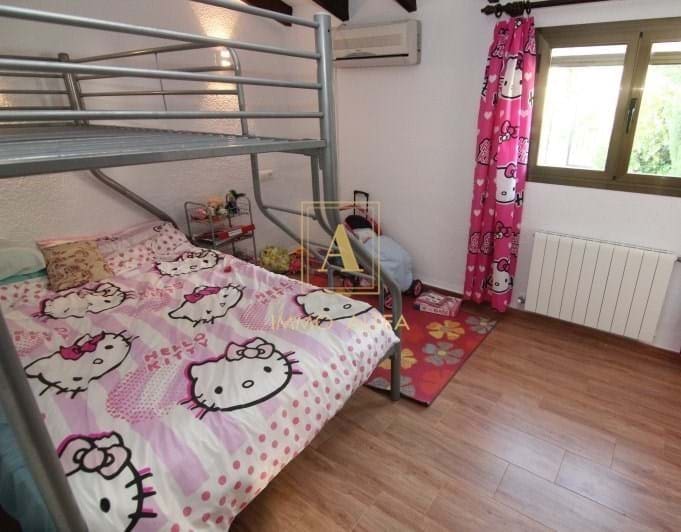 5 Zimmer Villa zu verkaufen in Alicante / Alacant Stadt mit Garage - 630.000 € (Ref: 9807639)