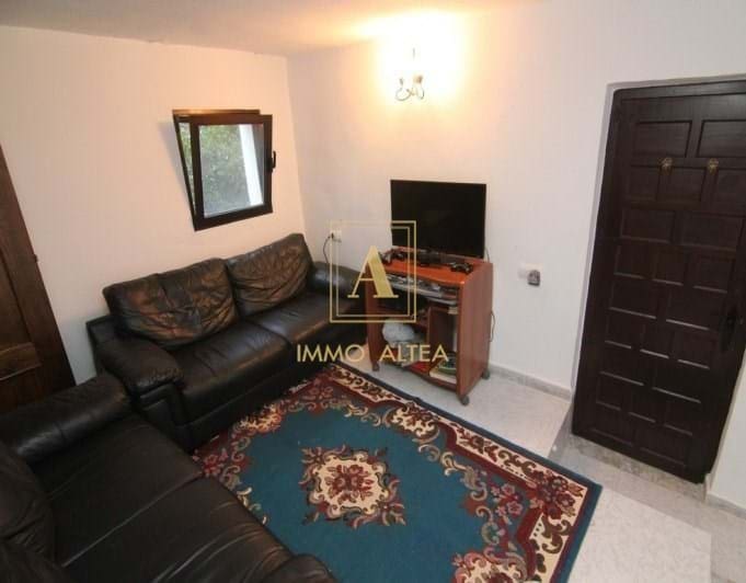 5 Zimmer Villa zu verkaufen in Alicante / Alacant Stadt mit Garage - 630.000 € (Ref: 9807639)