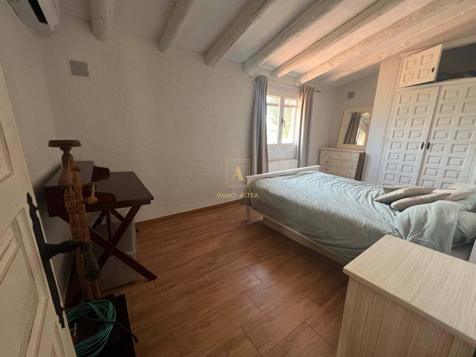 5 Zimmer Villa zu verkaufen in Alicante / Alacant Stadt mit Garage - 630.000 € (Ref: 9807639)