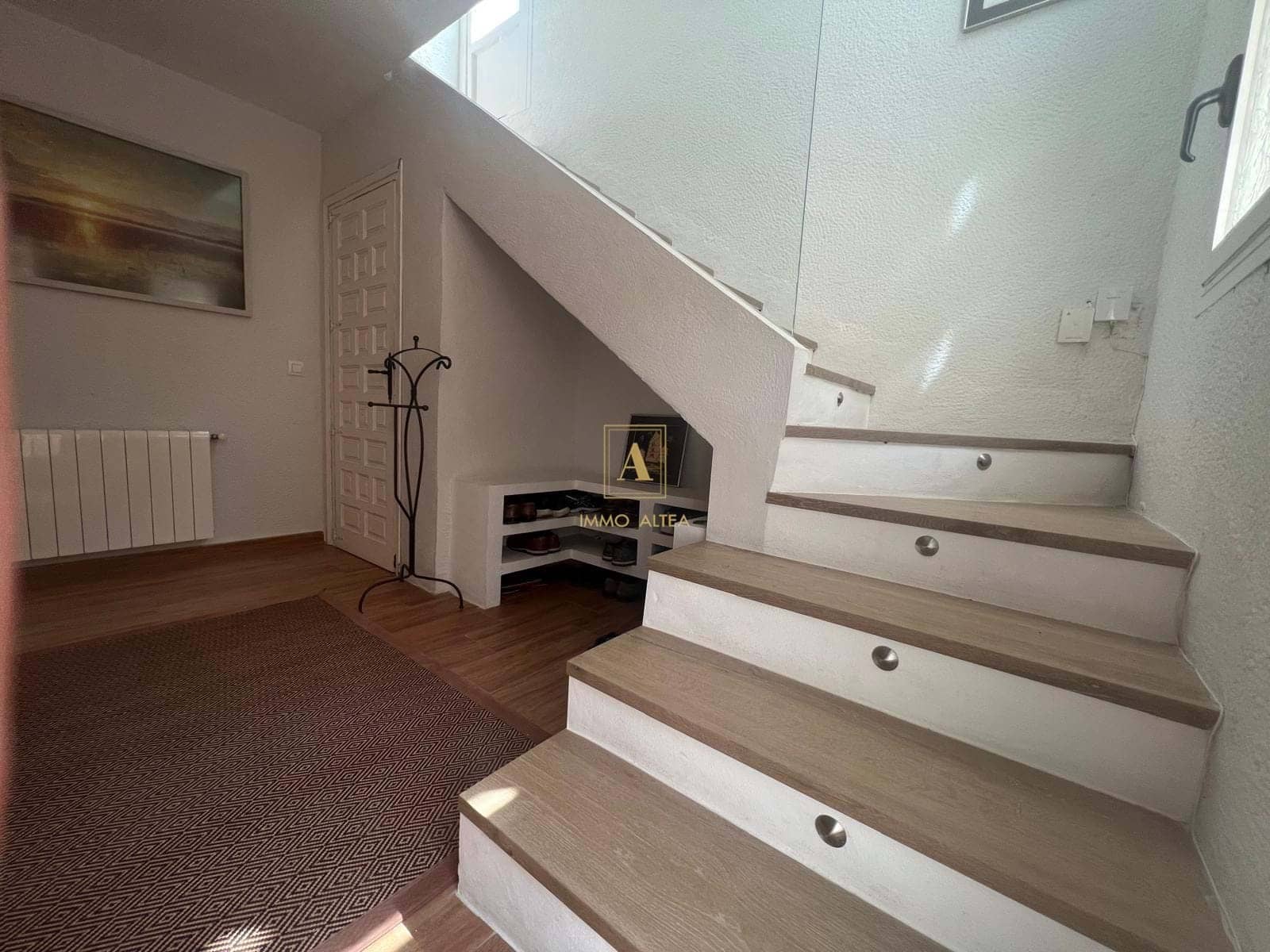 5 Zimmer Villa zu verkaufen in Alicante / Alacant Stadt mit Garage - 630.000 € (Ref: 9807639)