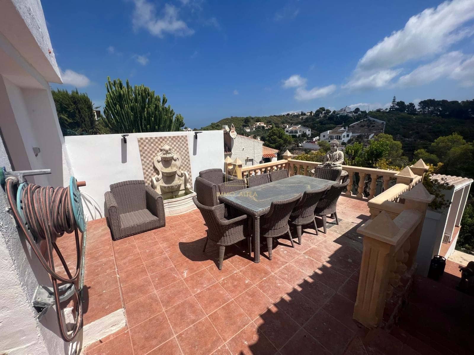 5 Zimmer Villa zu verkaufen in Alicante / Alacant Stadt mit Garage - 630.000 € (Ref: 9807639)