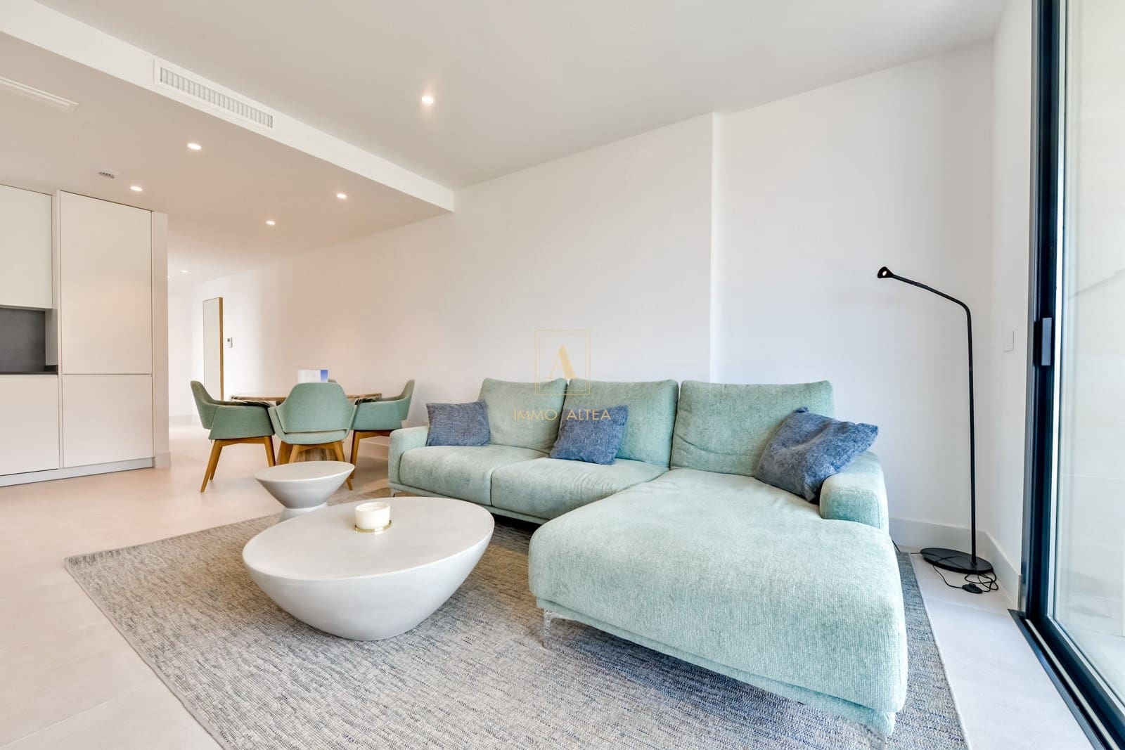 2 bedroom Apartment for sale in Alfaz del Pi / L'Alfas del Pi with pool garage - € 659,000 (Ref: 9824271)