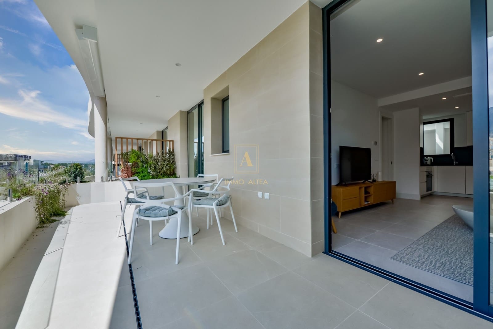 2 bedroom Apartment for sale in Alfaz del Pi / L'Alfas del Pi with pool garage - € 659,000 (Ref: 9824271)