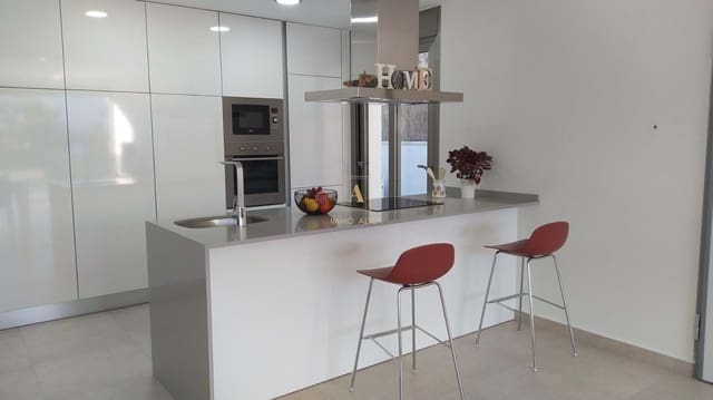 3 chambre Villa/Maison à vendre à Orihuela avec piscine - 669 900 € (Ref: 9833210)