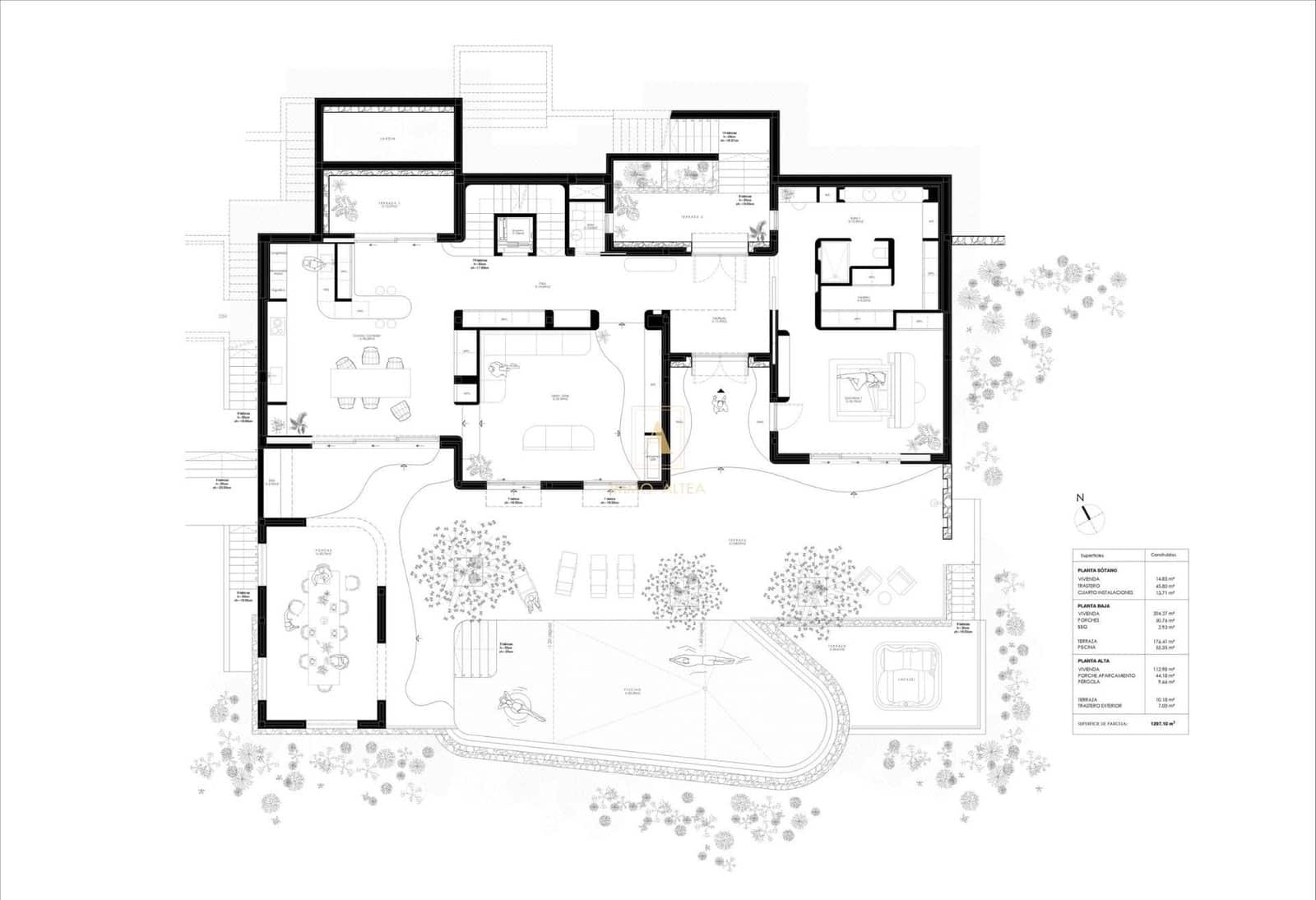 4 bedroom Villa for sale in Altea with pool - € 3,450,000 (Ref: 9835157)