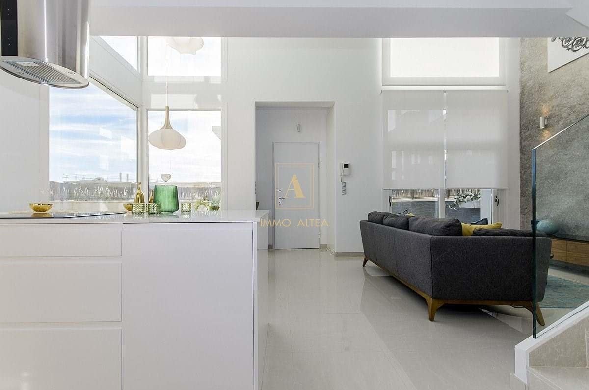 5 quarto Moradia para venda em Alicante cidade com piscina - 780 000 € (Ref: 9835158)