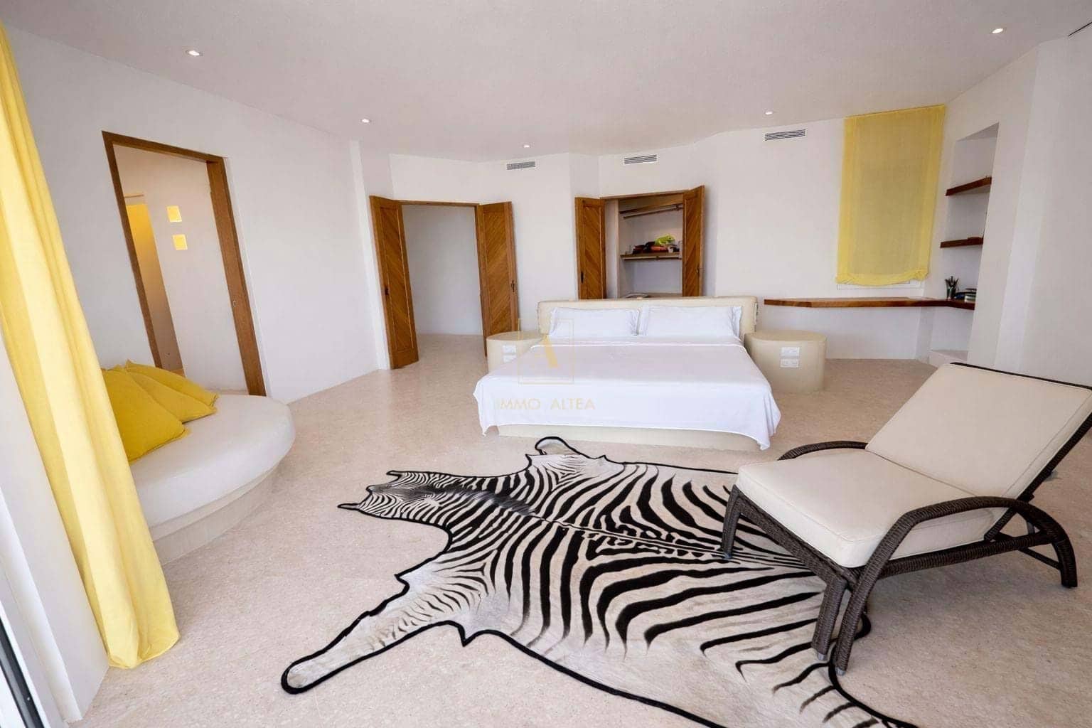 3 bedroom Villa for sale in Altea - € 4,200,000 (Ref: 9854509)