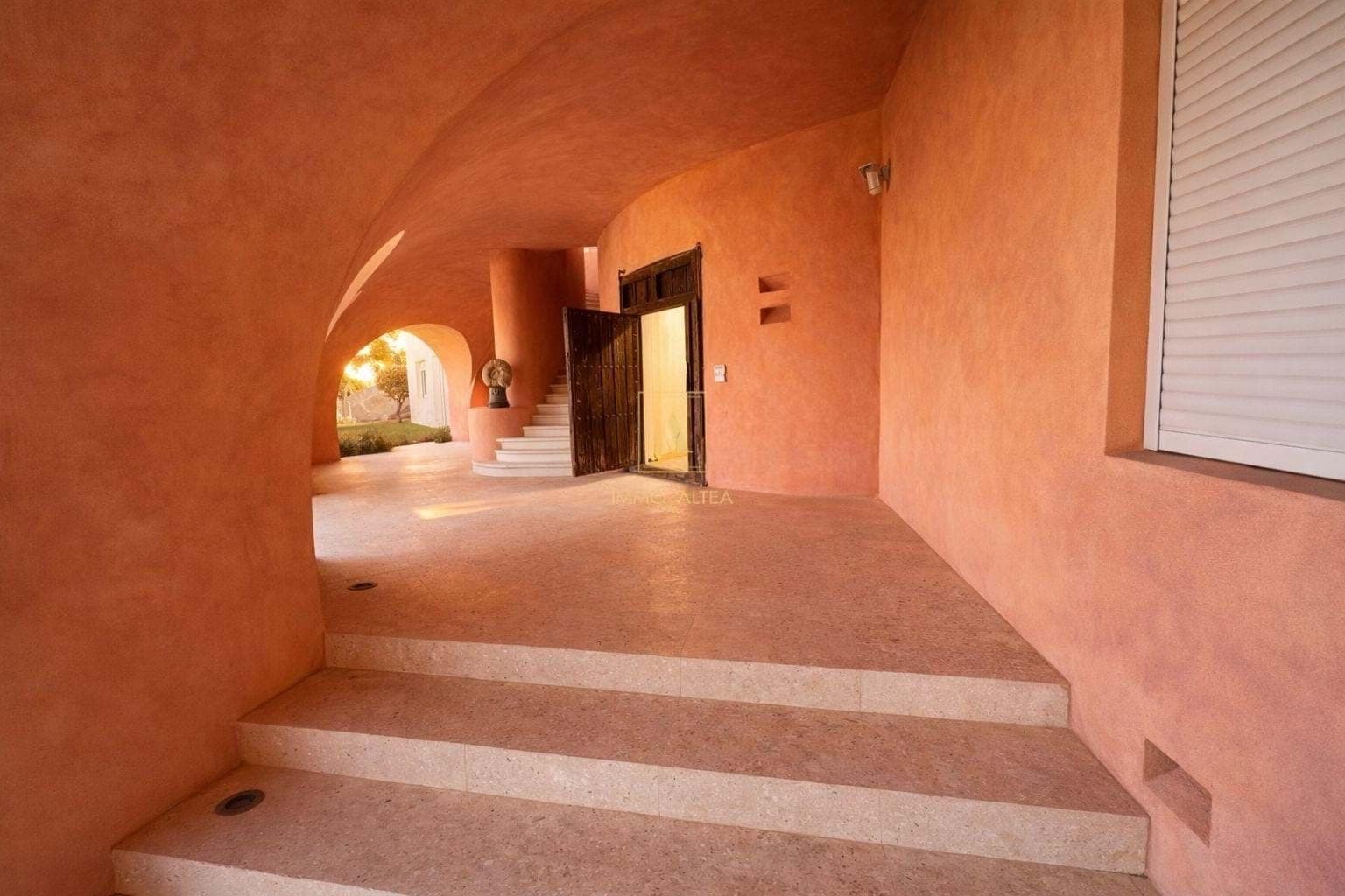 3 bedroom Villa for sale in Altea - € 4,200,000 (Ref: 9854509)