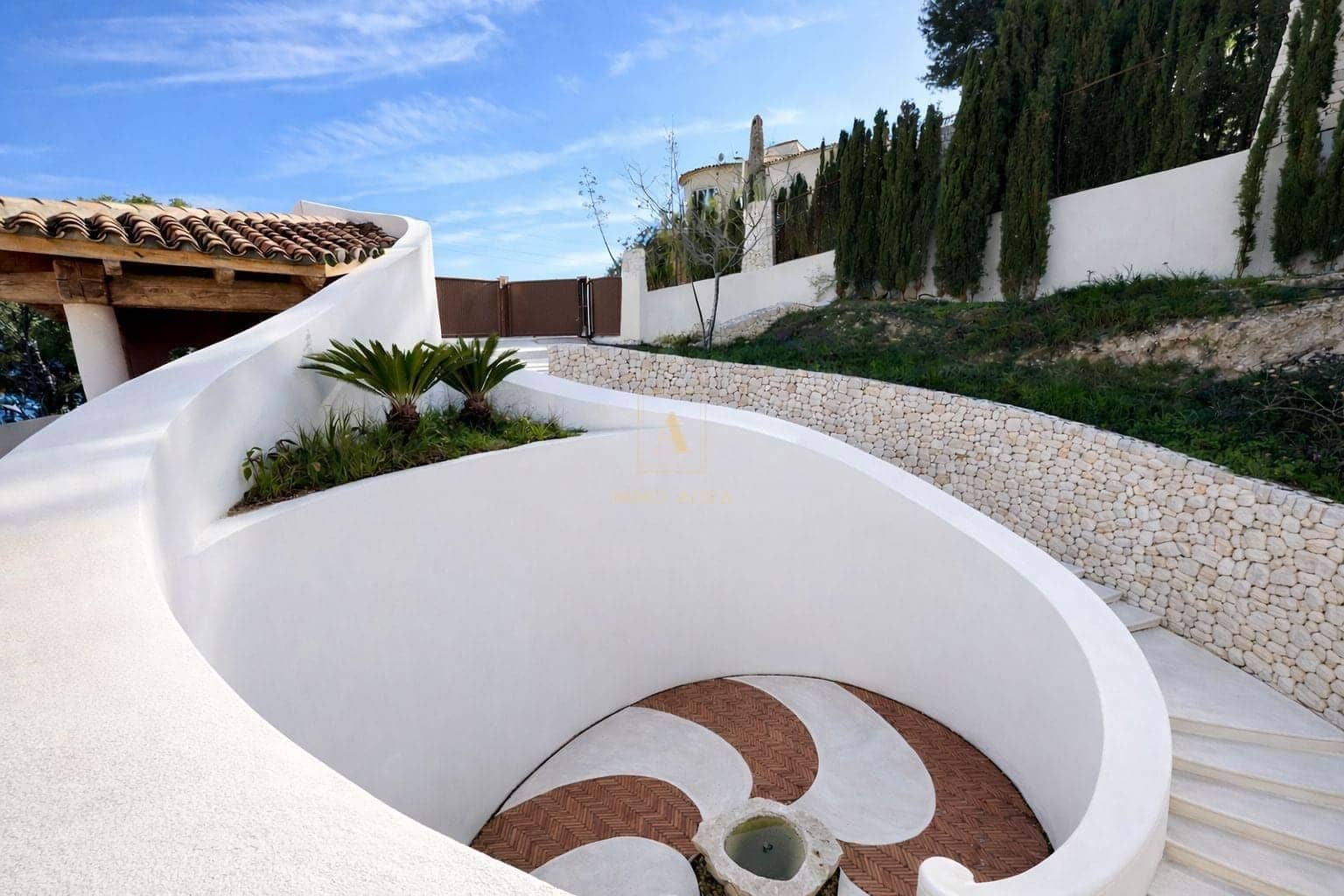 3 bedroom Villa for sale in Altea - € 4,200,000 (Ref: 9854509)