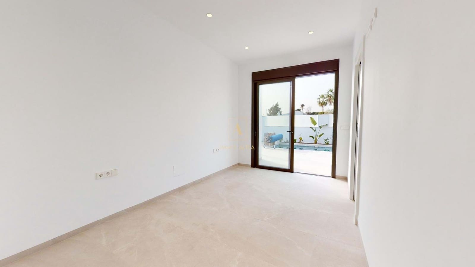 3 sovrum Villa till salu i Los Alcazares med pool - 739 900 € (Ref: 9891620)